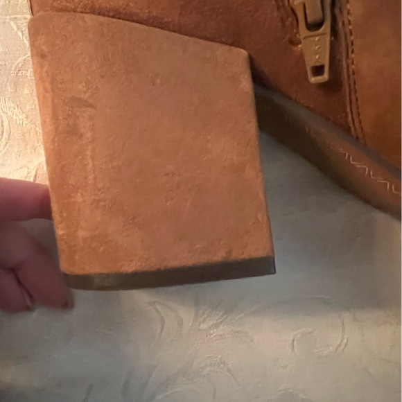 EUC VIONIC WATER REPELLENT SUEDE ANKLE BOOTS - Picture 9 of 11